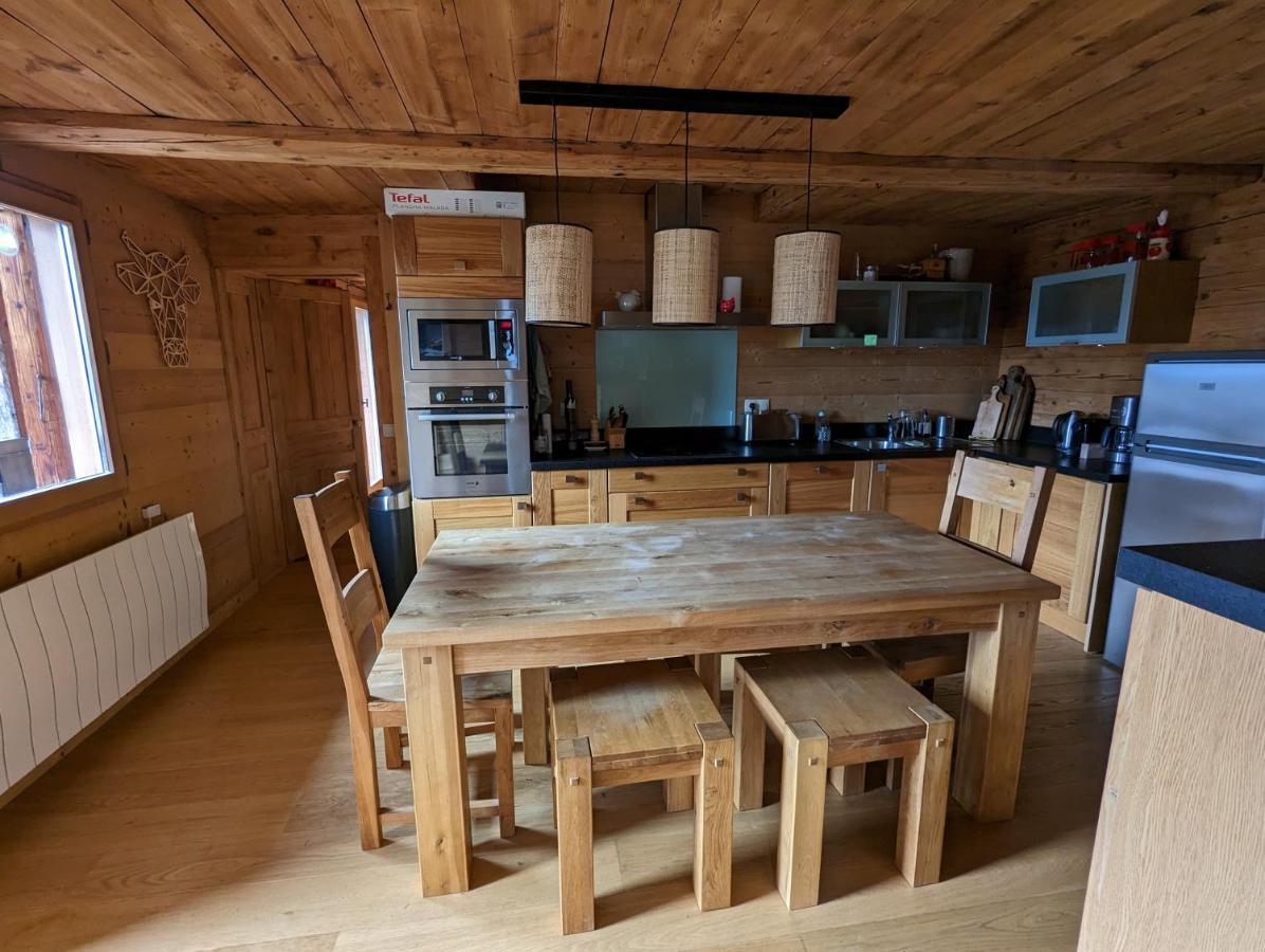 Bas De Chalet Au Coeur Des Aravis, Entre Lac Et Montagne Сен-Жан-де-Сікст Екстер'єр фото