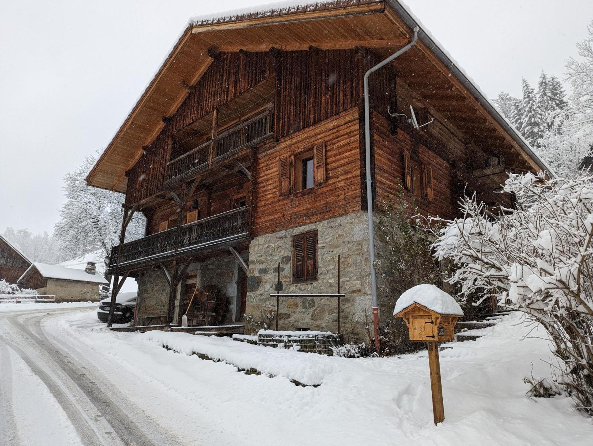 Bas De Chalet Au Coeur Des Aravis, Entre Lac Et Montagne Сен-Жан-де-Сікст Екстер'єр фото